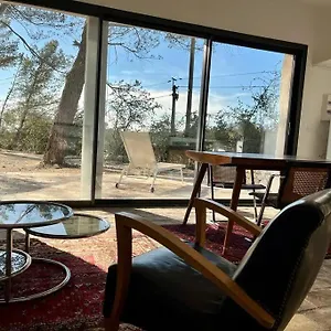 Hébergement de vacances Au Cabanon, Pourrieres